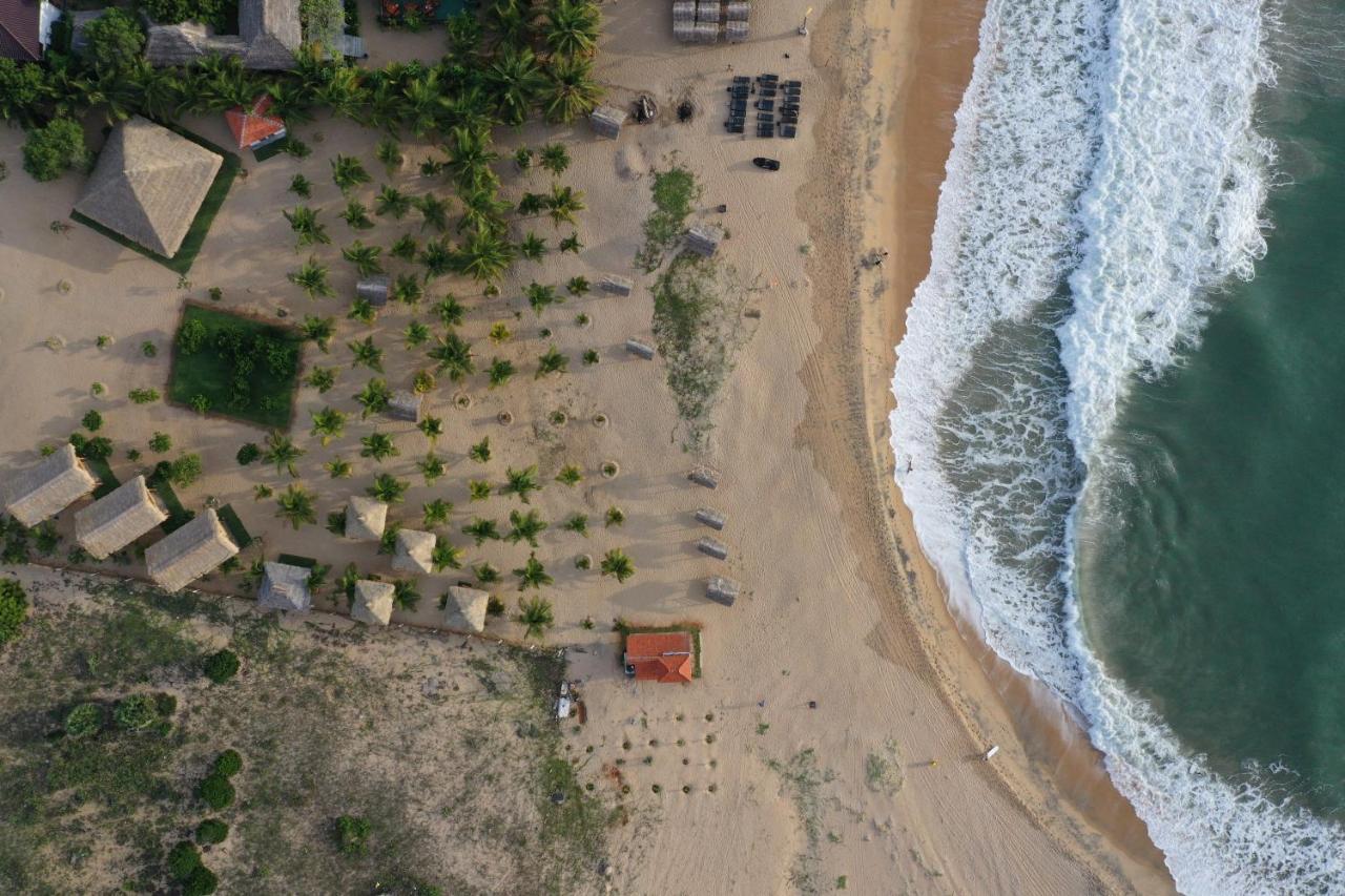 Whisky Point Resort Vịnh Arugam Ngoại thất bức ảnh